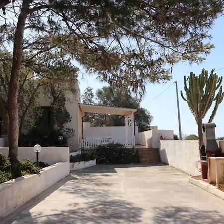 Holiday home Casa Oasi Dammuso Immerso Nel